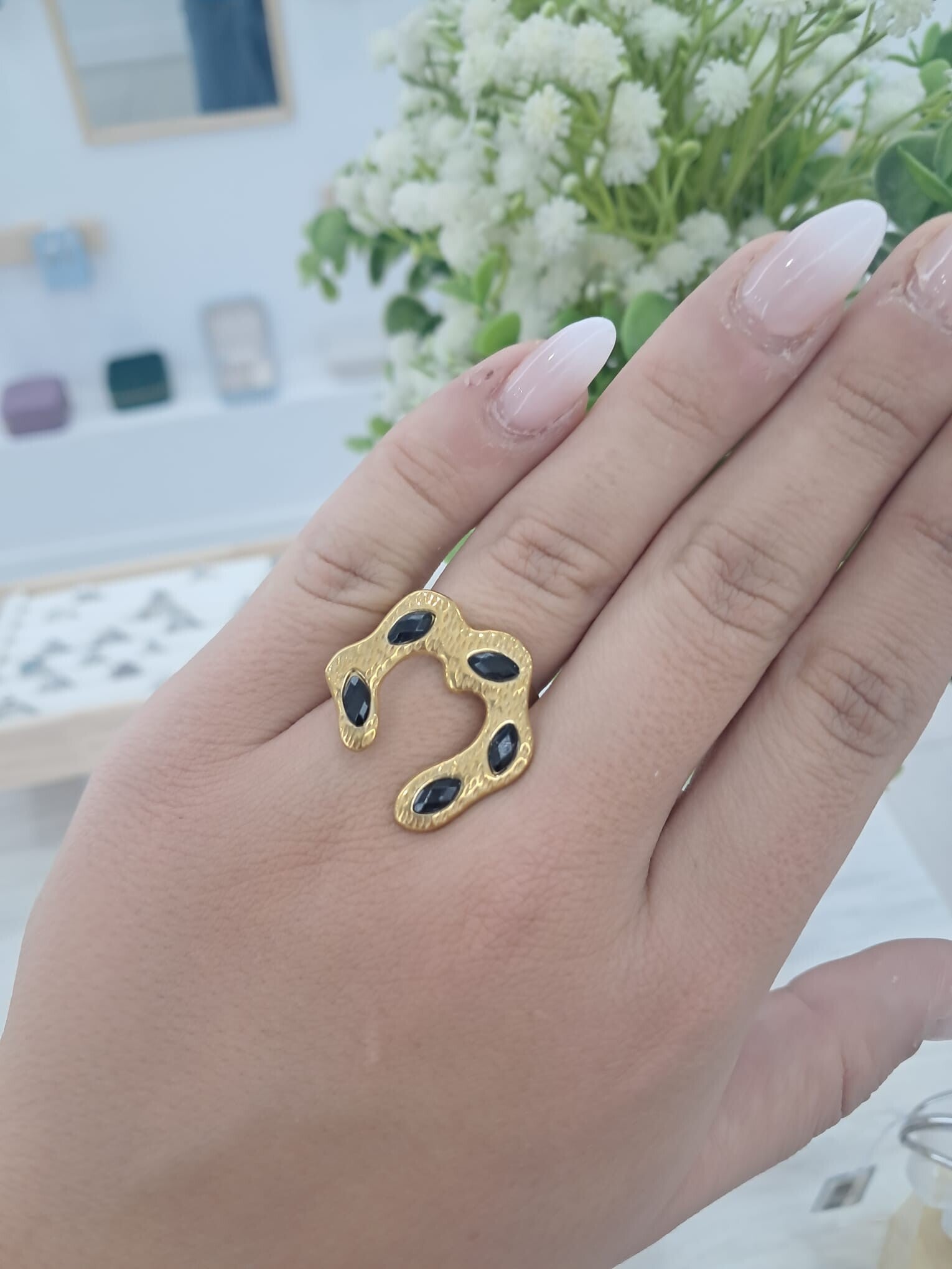 Anillo Capri