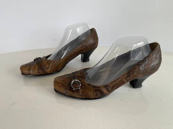 120) Gabor 7 1/2 bruin leren pumps 41 (nieuw )