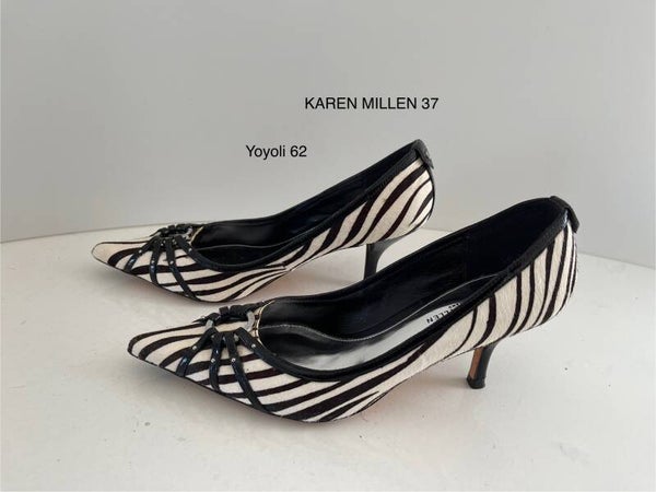 62) Karen Millen 37 zebra pumps