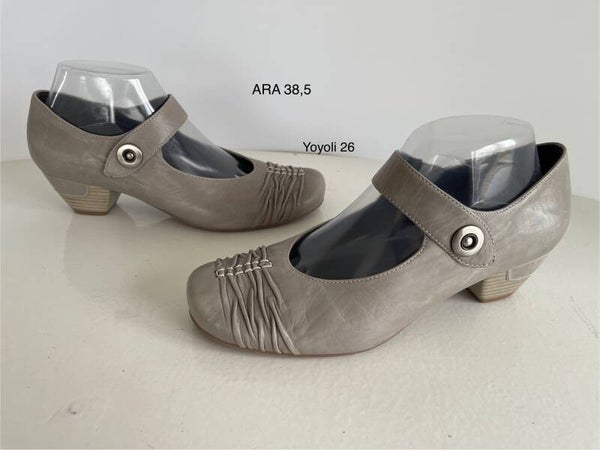 26) Ara grijs leren schoenen maat 38,5G (nieuw)