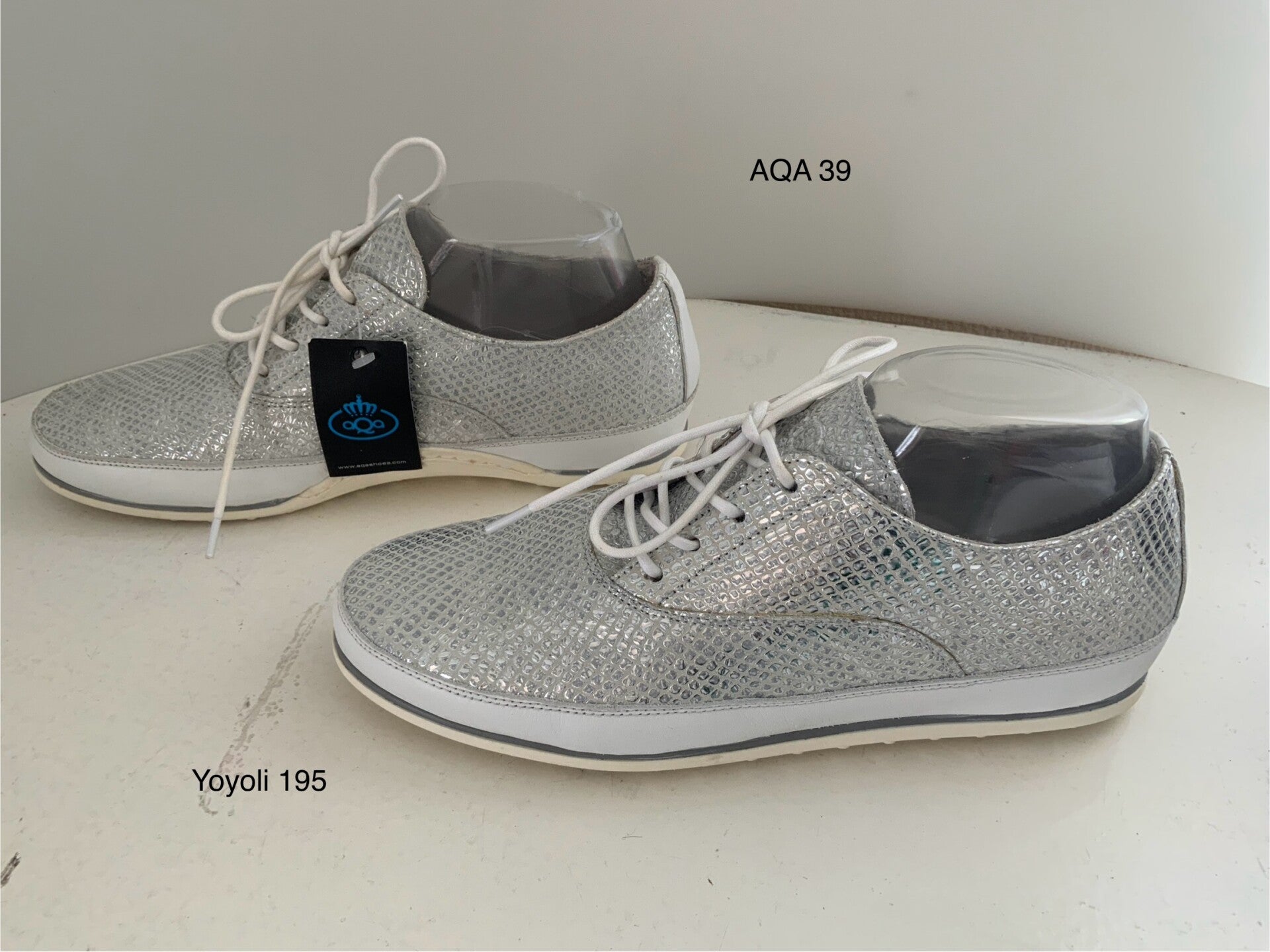 195) AQA 39 sneakers leer zilver-wit