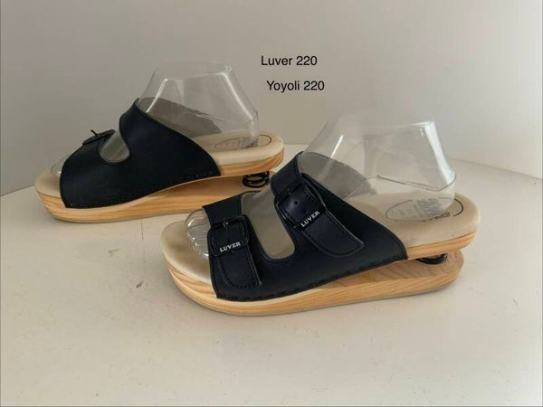 220) Luver 40 Houten sandaal met veer