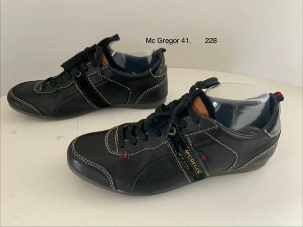 228) Mc Gregor 41 zwarte leren sneaker
