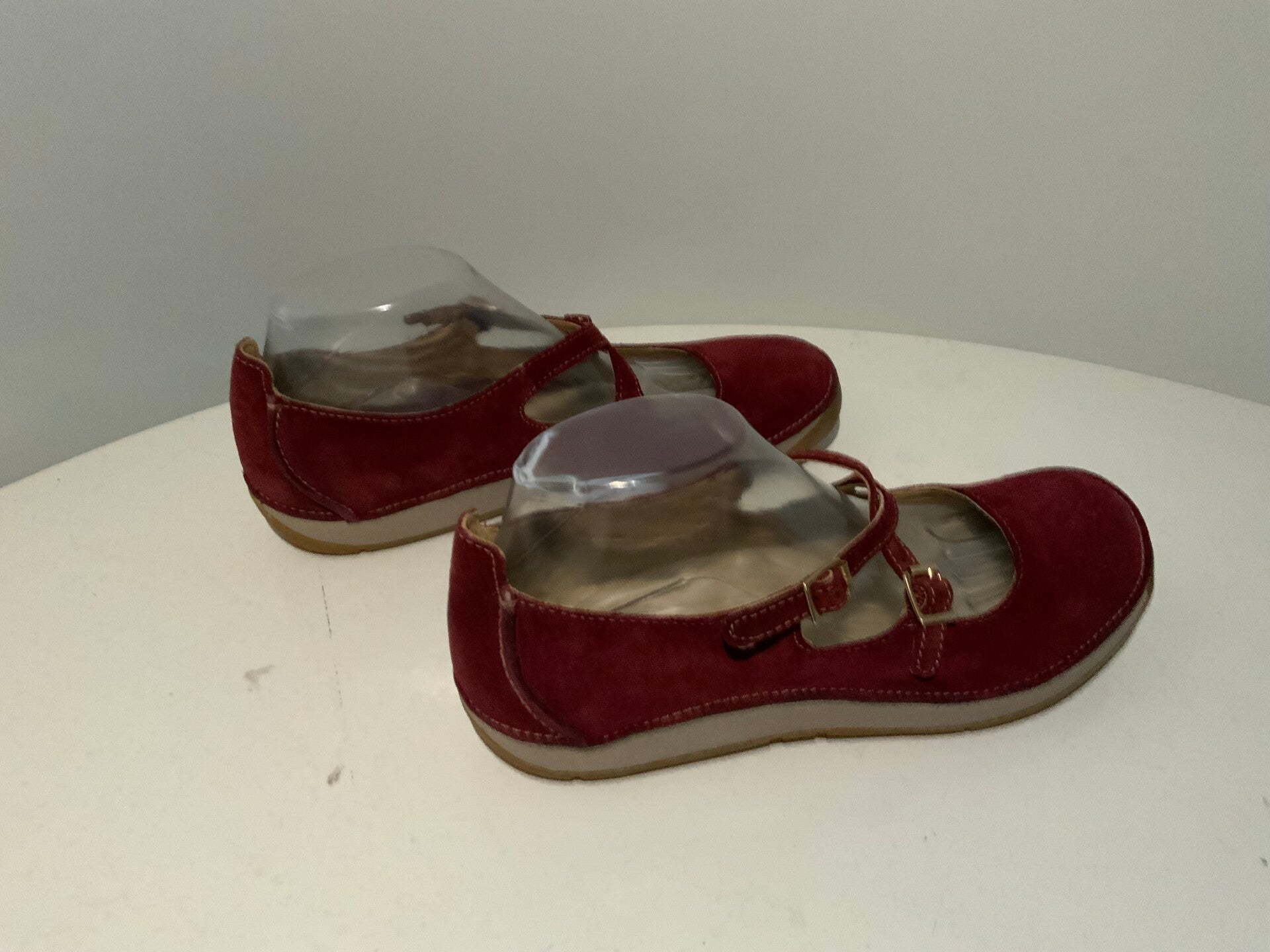 245) Clarks 6 1/2 (40) roodbordeaux Mary Jane -Ballerina’s