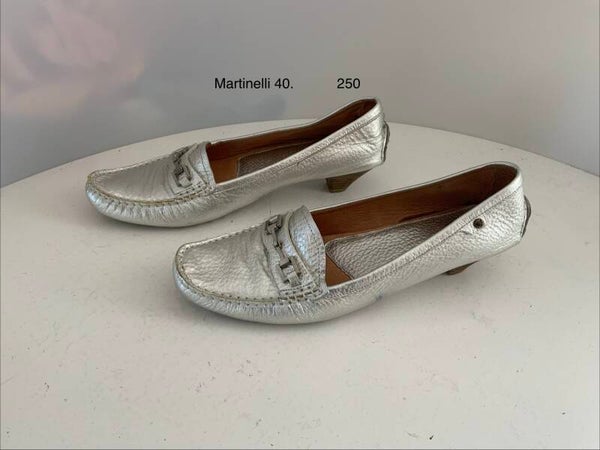 250) Martinelli 40 zilver kleur instappers