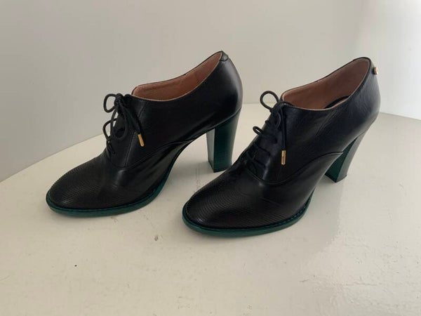 Floris van Bommel 40 zwarte leren pumps