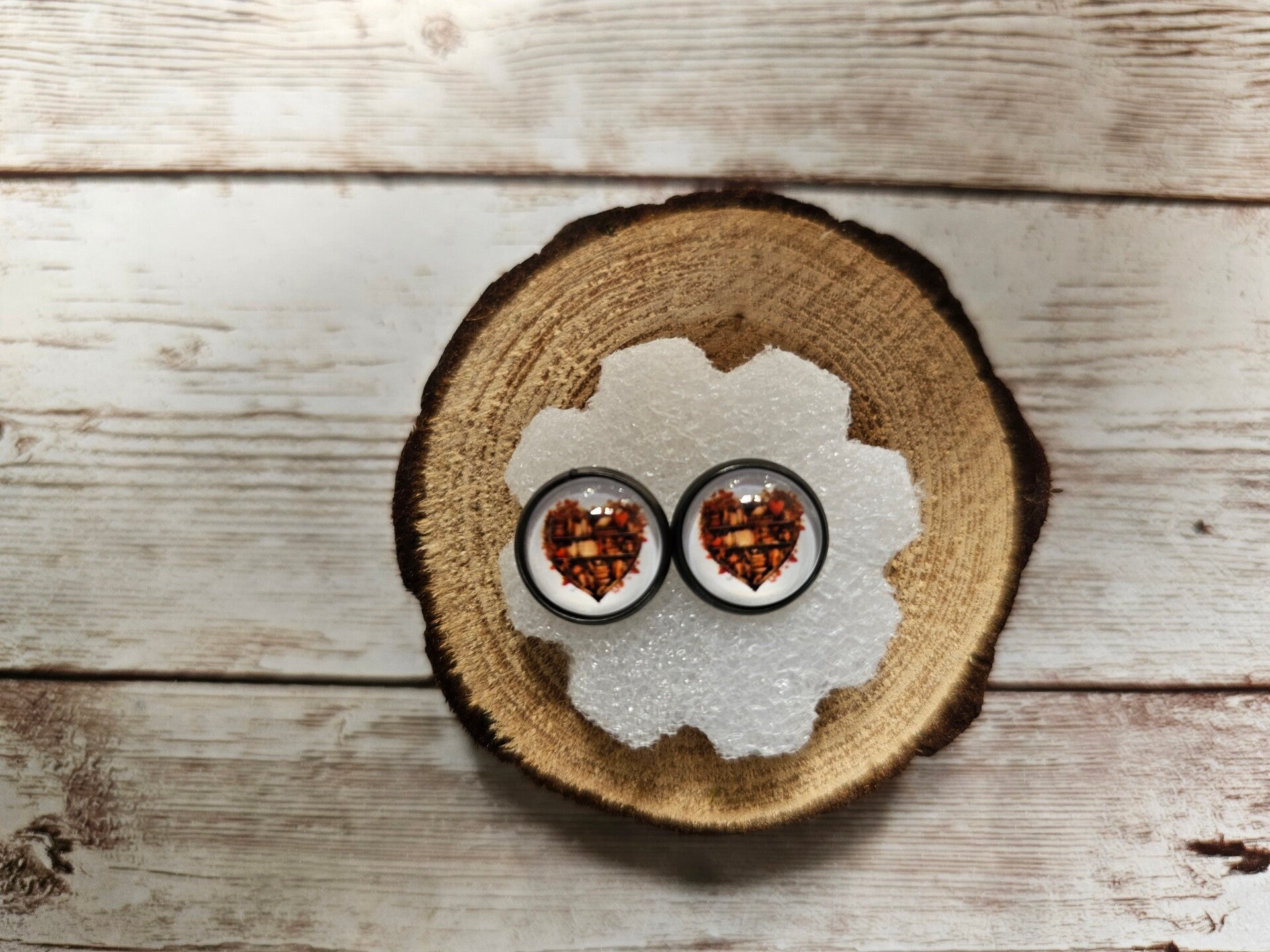 Ohrringe Herzbücherregal