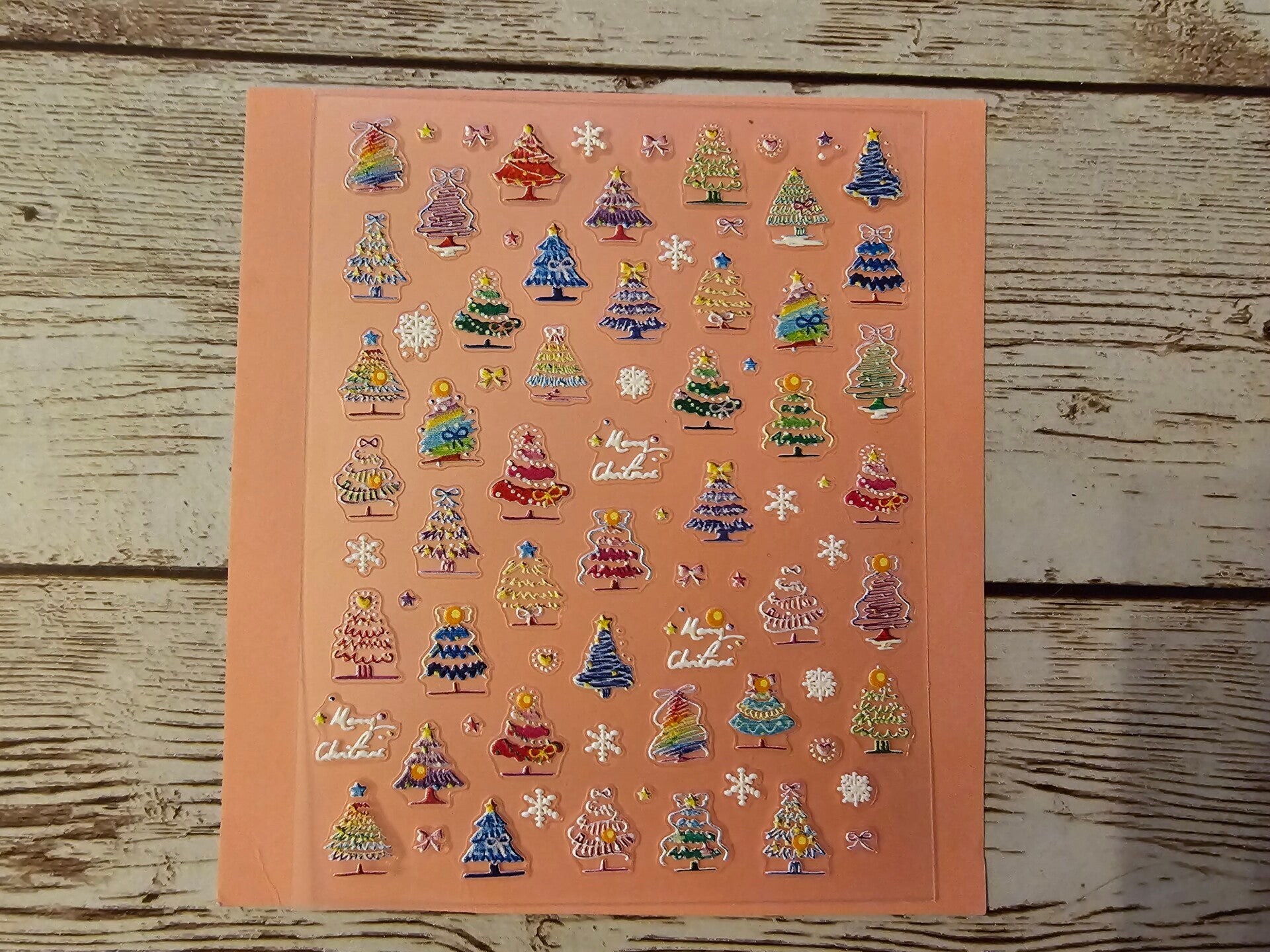 Nagelaufkleber bunte Weihnachtsbäume