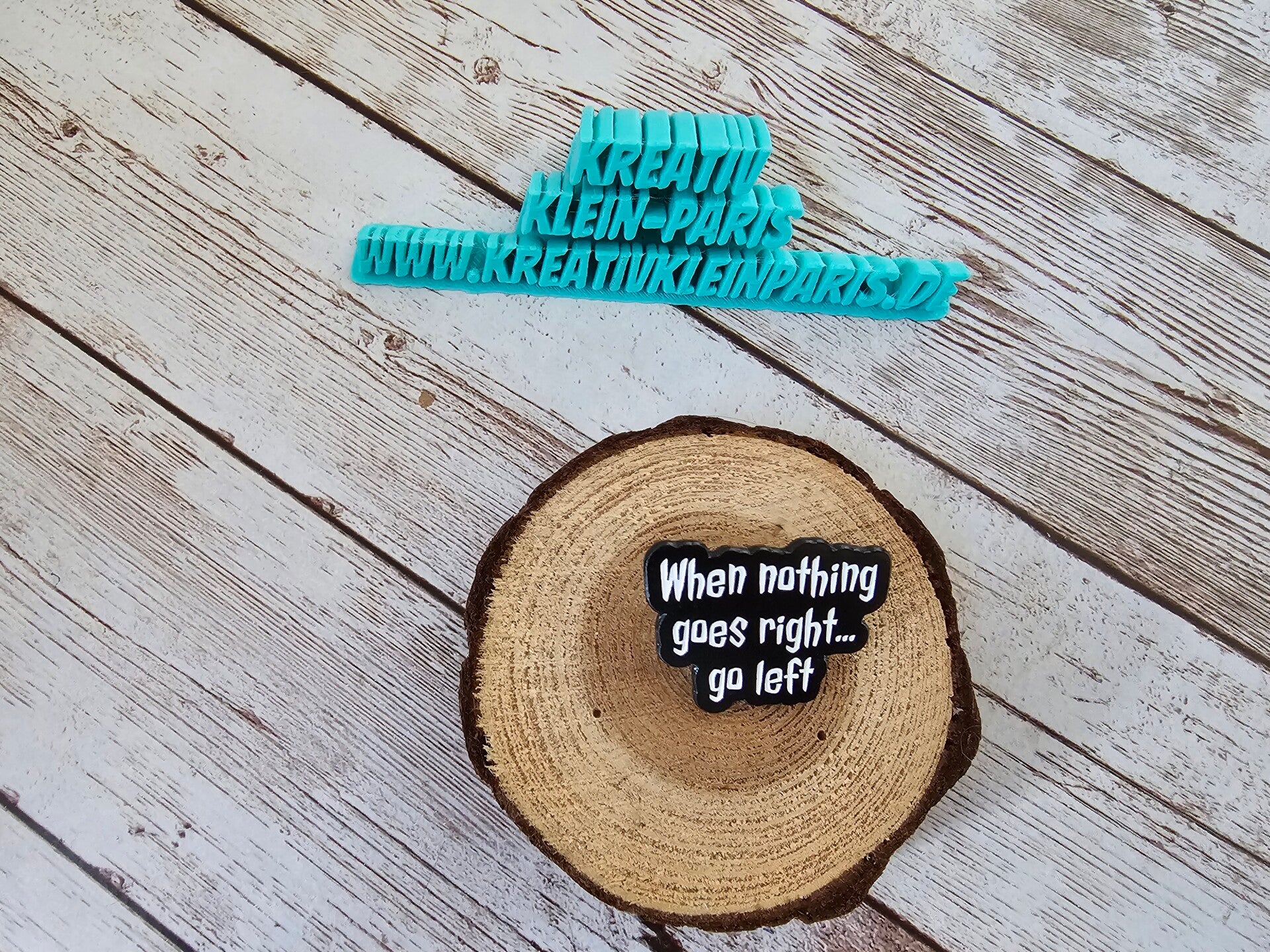 Ansteckpin Right or Left?