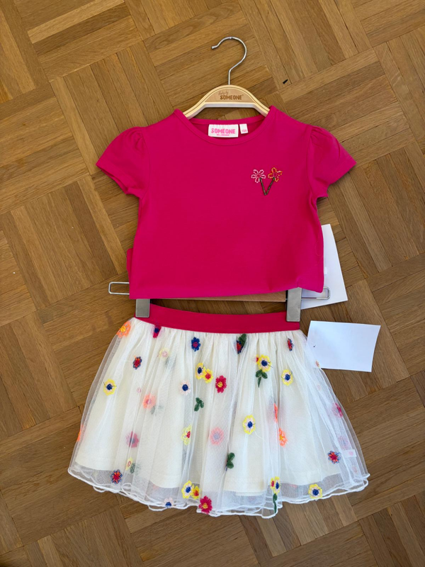 SS26 Someone tshirt dark pink