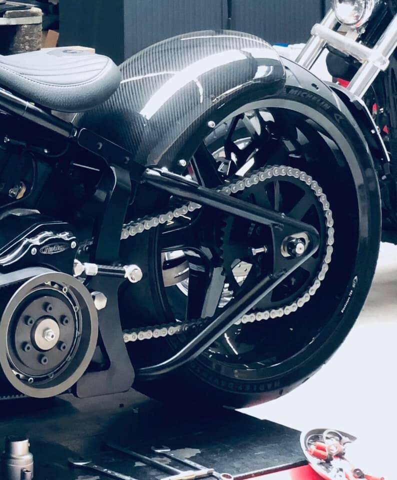 Garde boue sur mesure fibre de carbone résine époxy