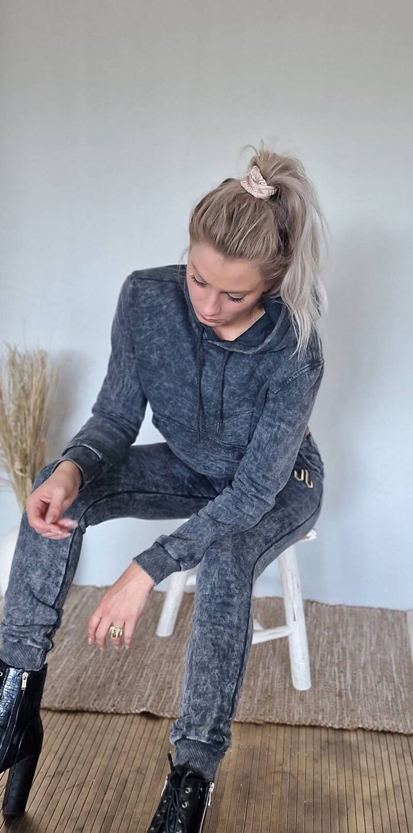 JACKY LUXURY SWEATERHOODIE