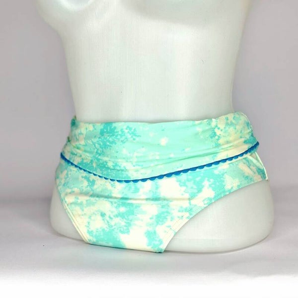 BEACHWAVE BRAZILIAN BIKINISLIP MET GESCHULPTE RAND - MINT #BW.MG.002