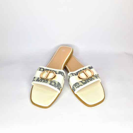 VQ® CD SANDALS - WHITE
