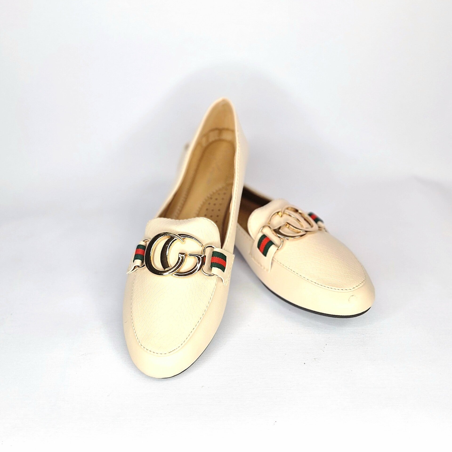 VQ® CC STRAP LOAFERS - BEIGE