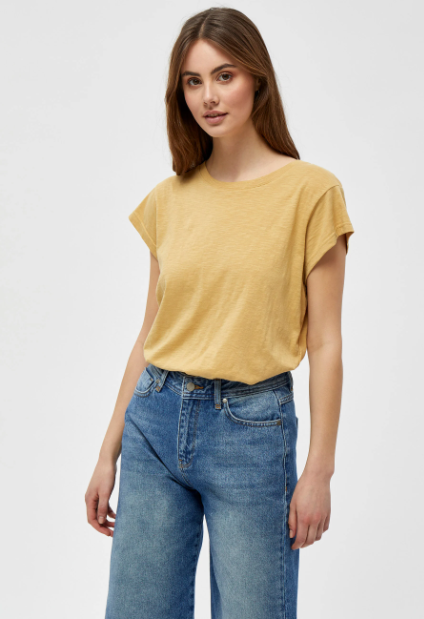 MINUS - leti tee - prairie sand