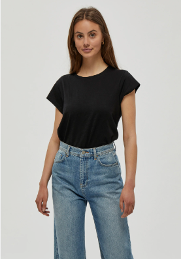 MINUS - leti tee - black iris