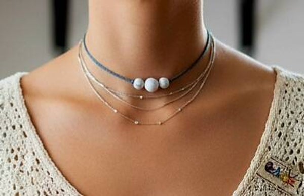Collier fin réglable en Howlite