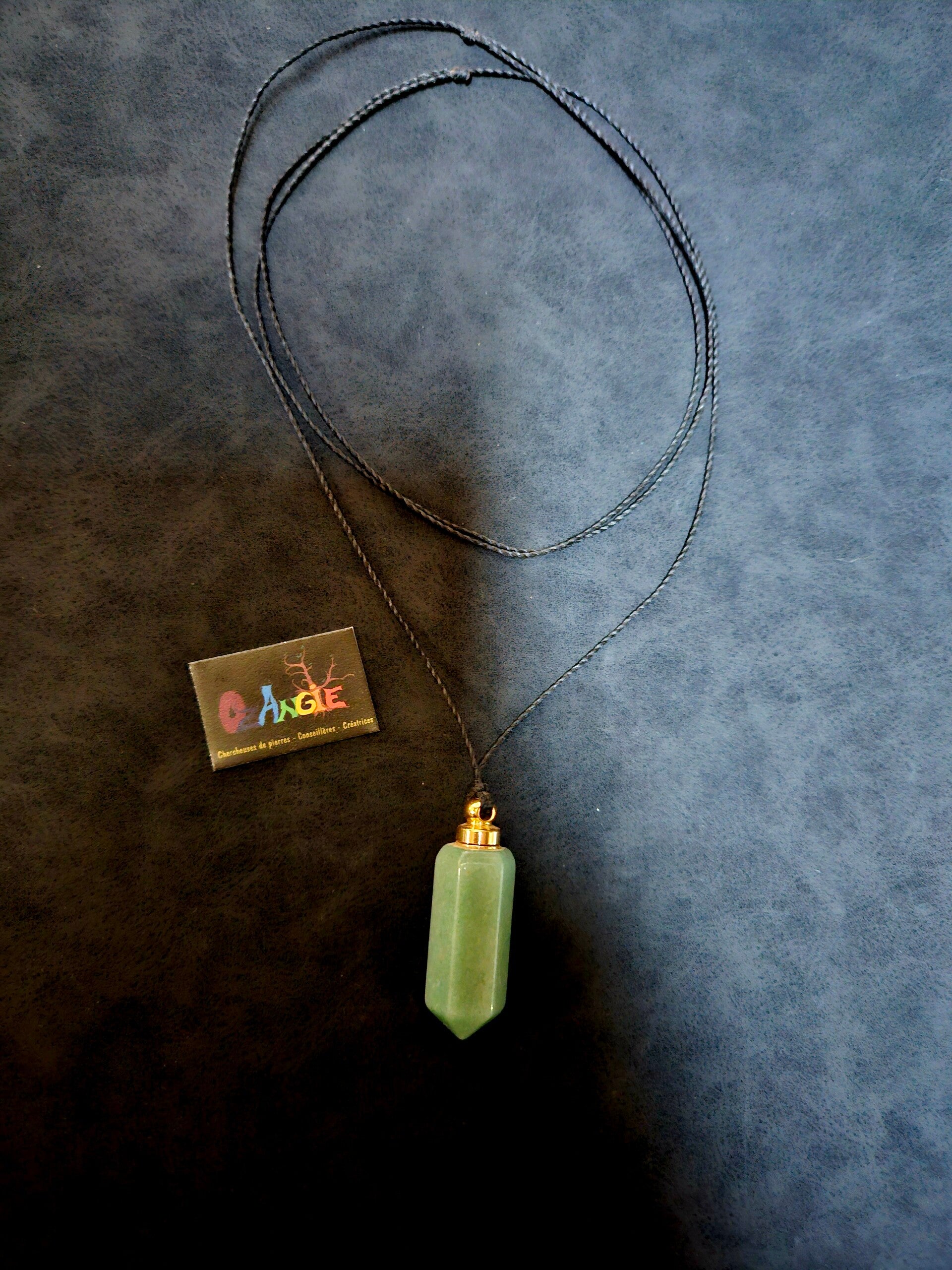 Collier Diffuseur d'Aromathérapie en Pierre Naturelle - Qualité Supérieure AA