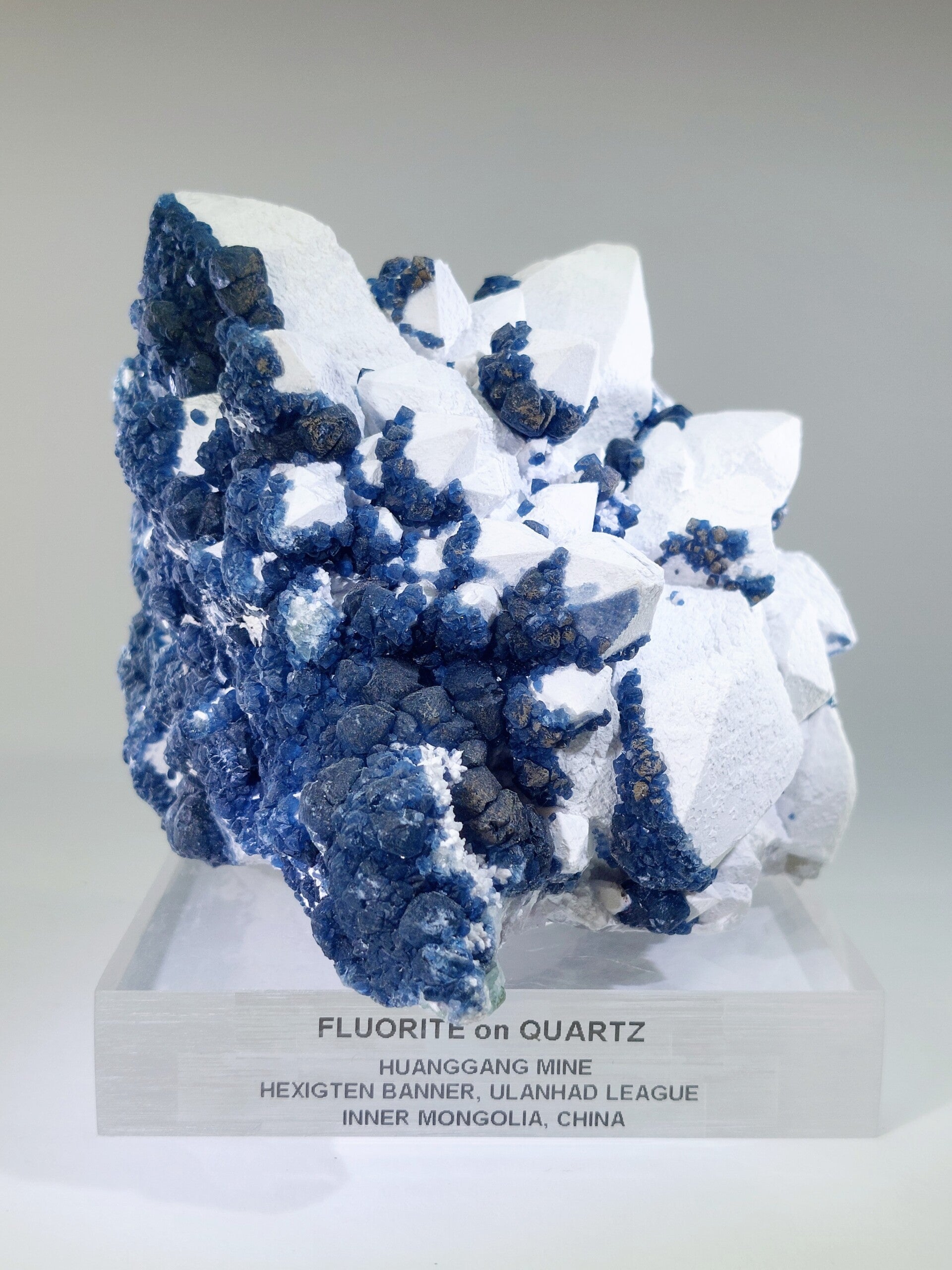 Fluoriet op Kwarts - China