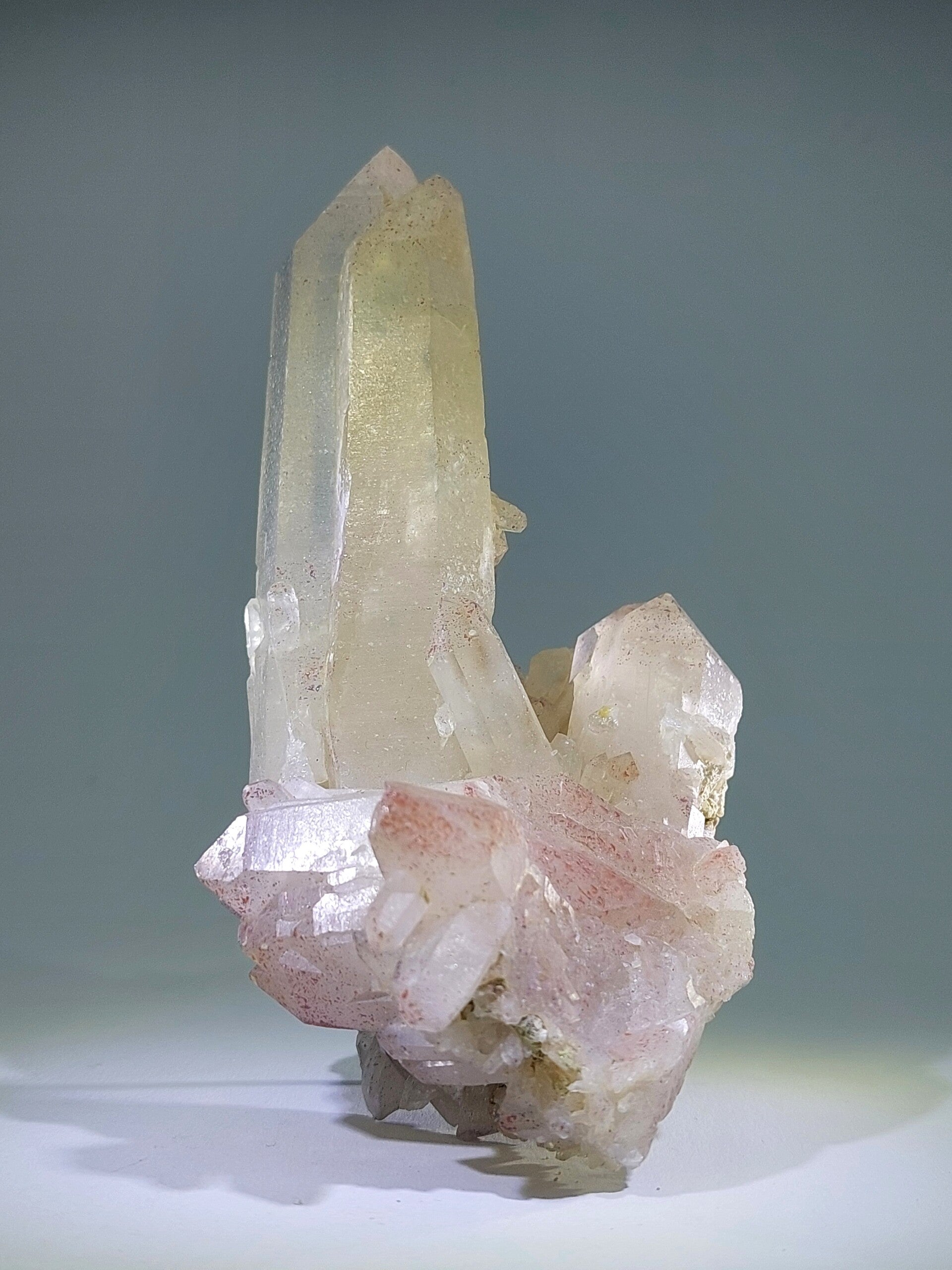 Kwarts met Hematiet-insluitsels - Madagaskar