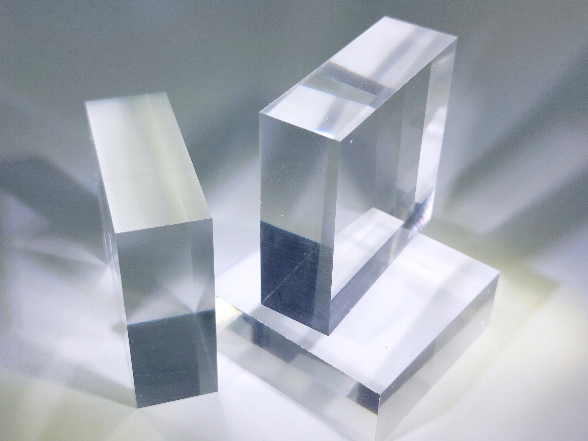 Acrylglas Sokkel 50 x 50 x 20 mm.