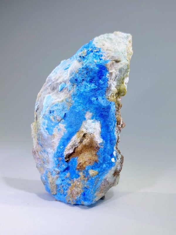 Cyanotrichiet - China