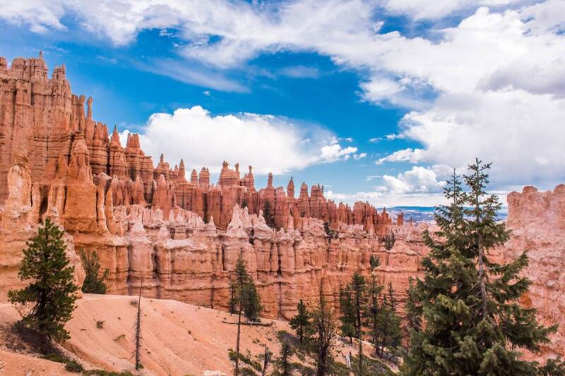 Bryce Canyon met kleurrijke rotsformaties en hoodoos in Utah
