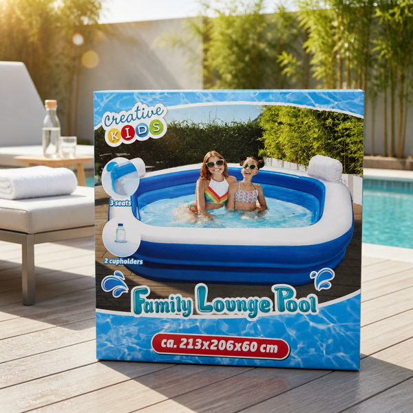 Family Lounge Pool