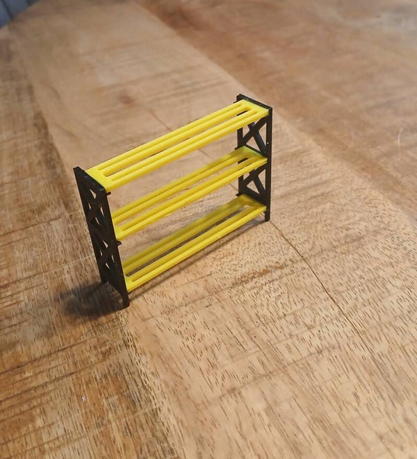 Magazijn stelling  geel zwart  1 : 50