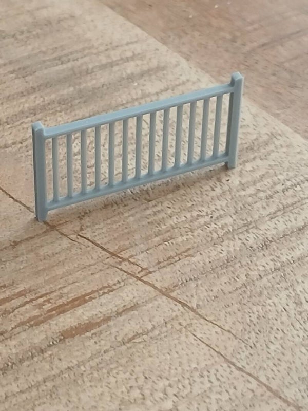 Laag spijlenhek grijs       H0