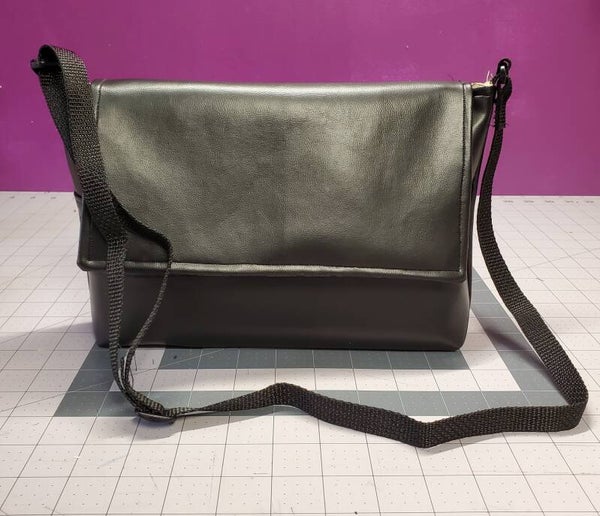 VINYL CROSSBODY BAG