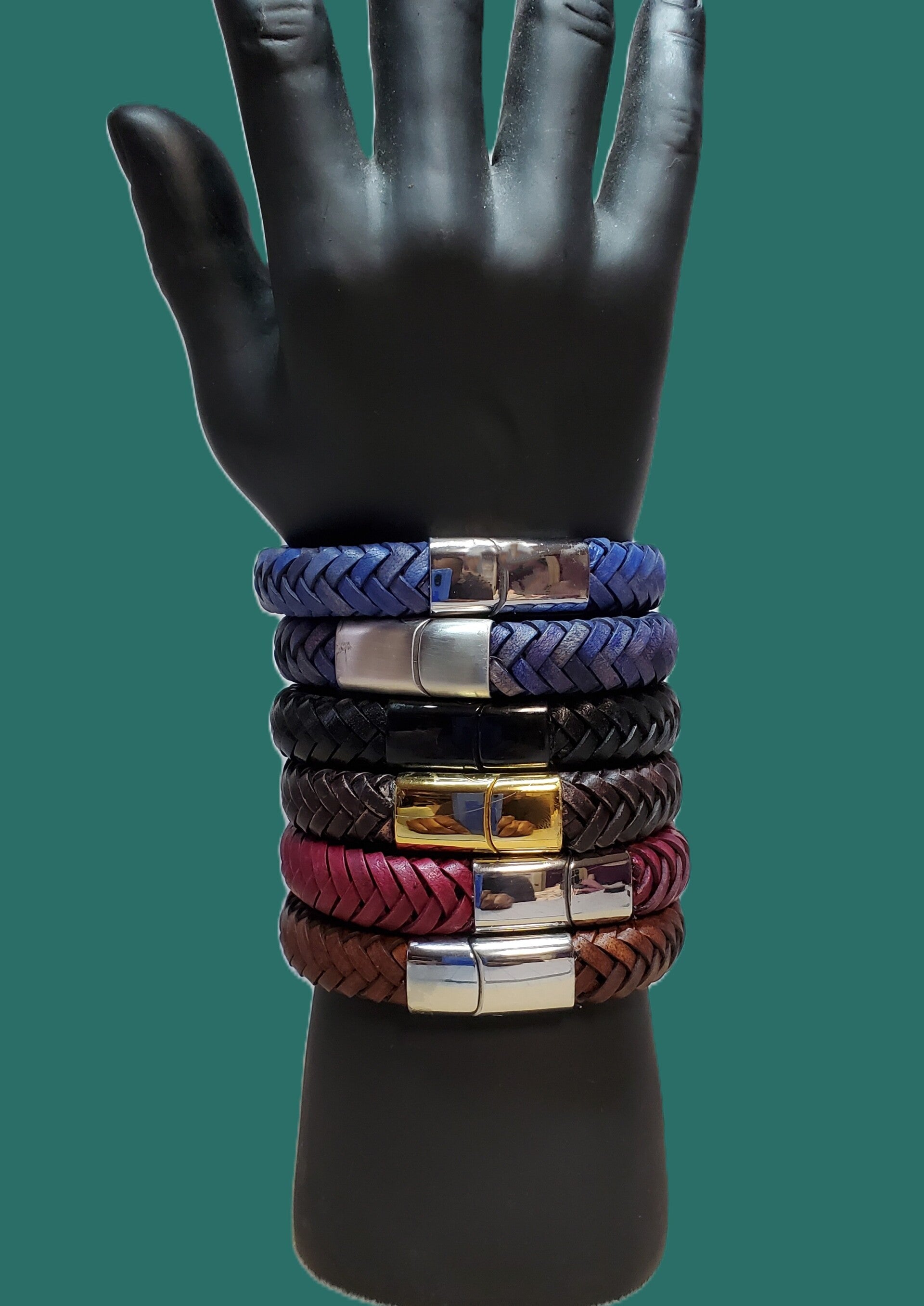 8-STRAND LEATHER BRAIDED BRACELET