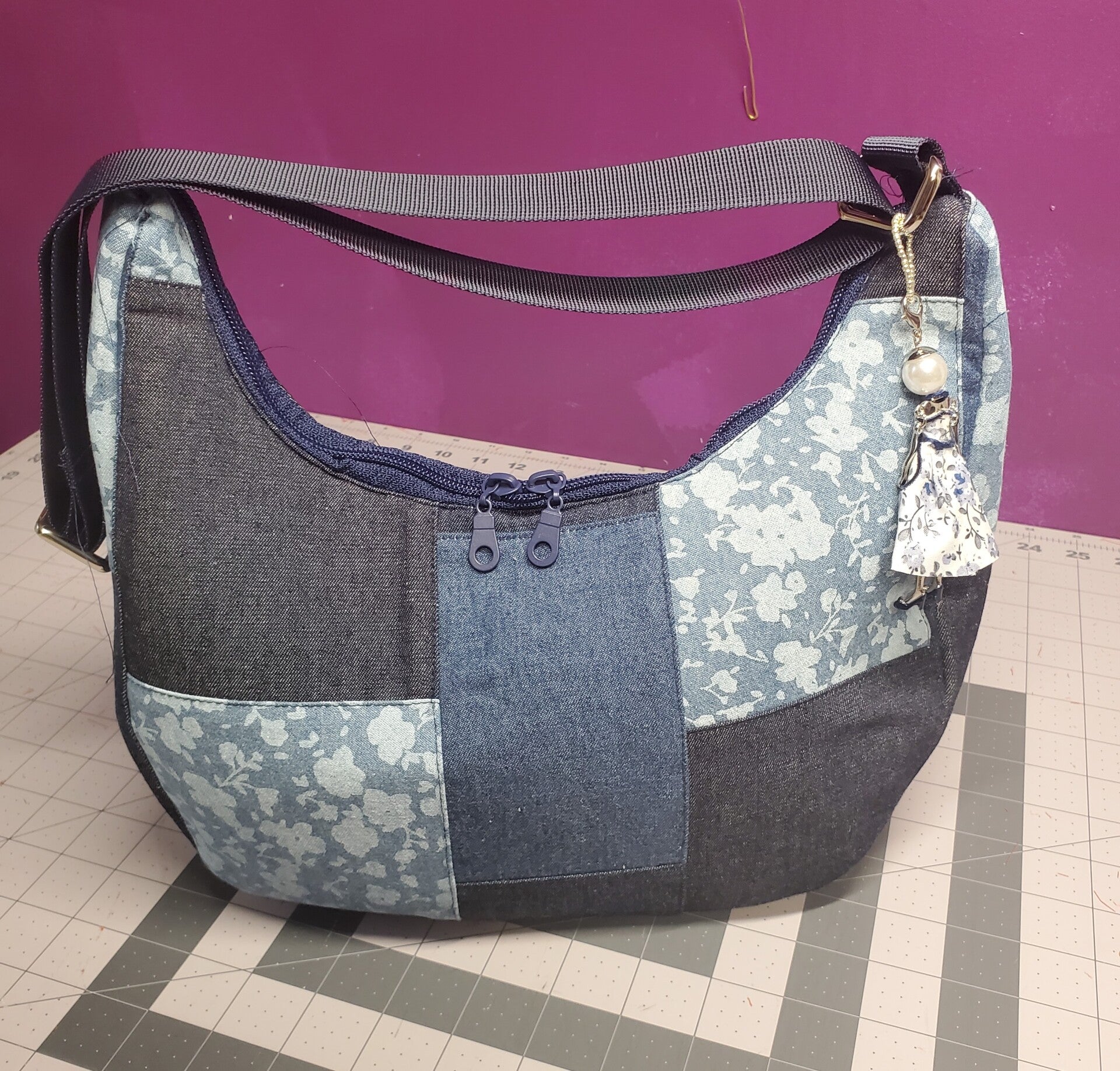 DENIM CURBED PURSE