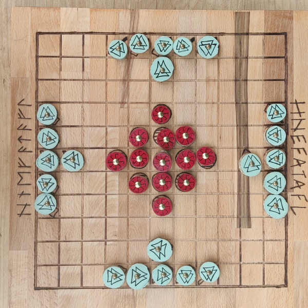 HNEFATAFL - ancêtre jeu d'échec