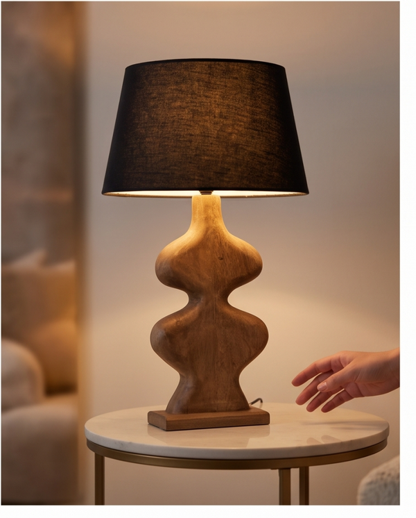 Jireh - Lampe artisanal en bois à poser et abat-jour
