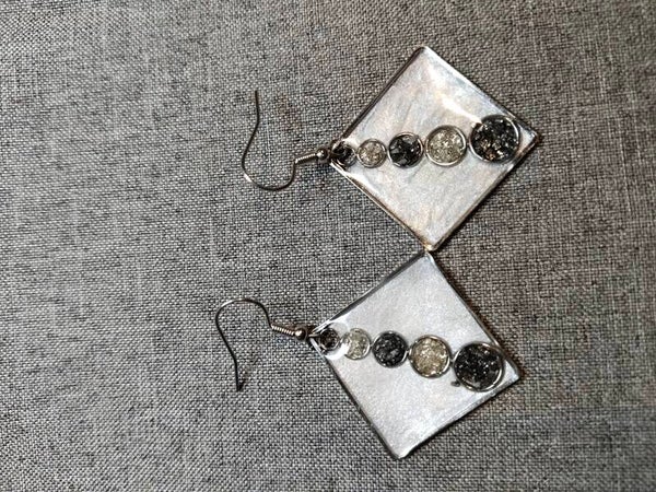 Schöne rechteckige Ohrringe