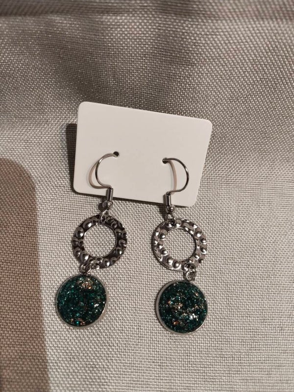 Schillernde Waldgrün-Druzy Hängeohrringe | Statement-Schmuck Silberfarben