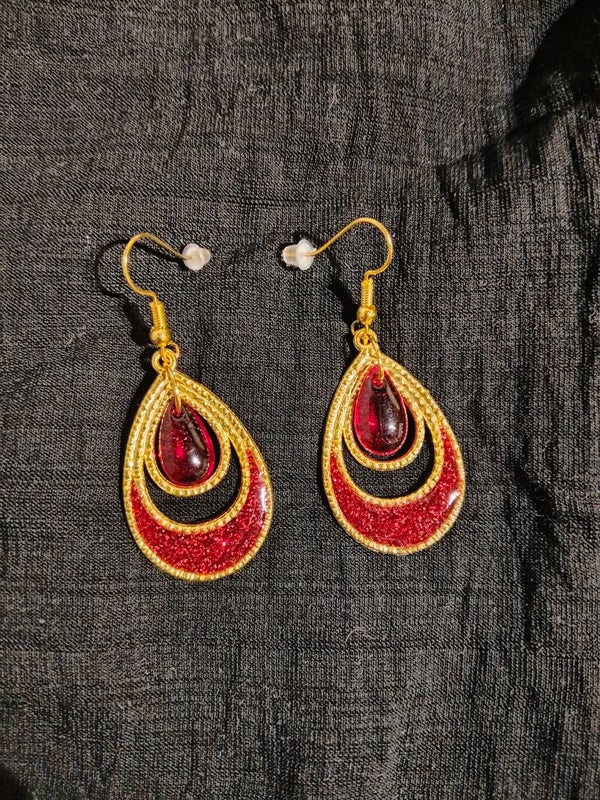 Elegante Tropfen-Ohrringe "Ruby Glamour"