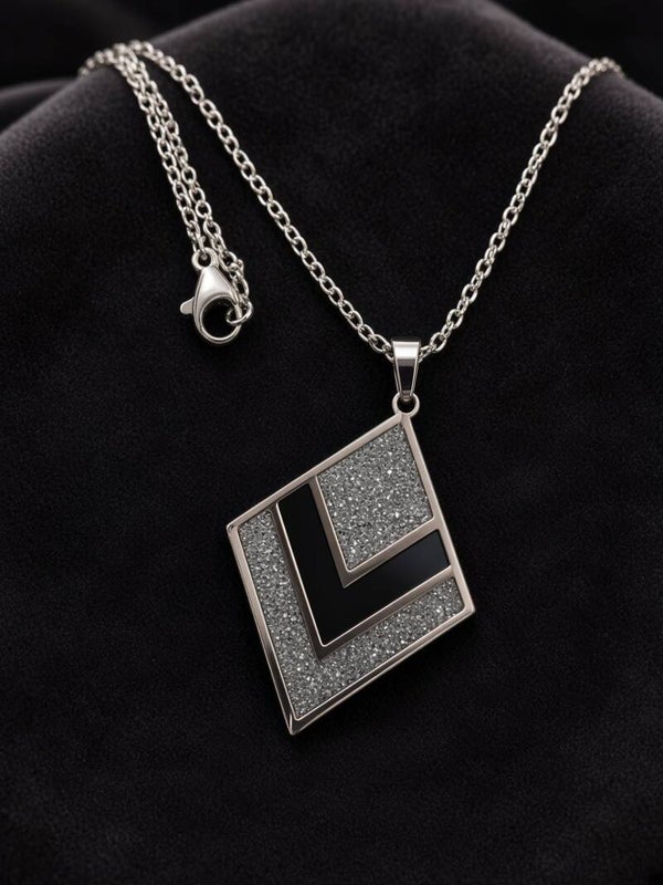 Midnight Deco – Geometrische Edelstahl-Halskette mit Glitzer-Harz