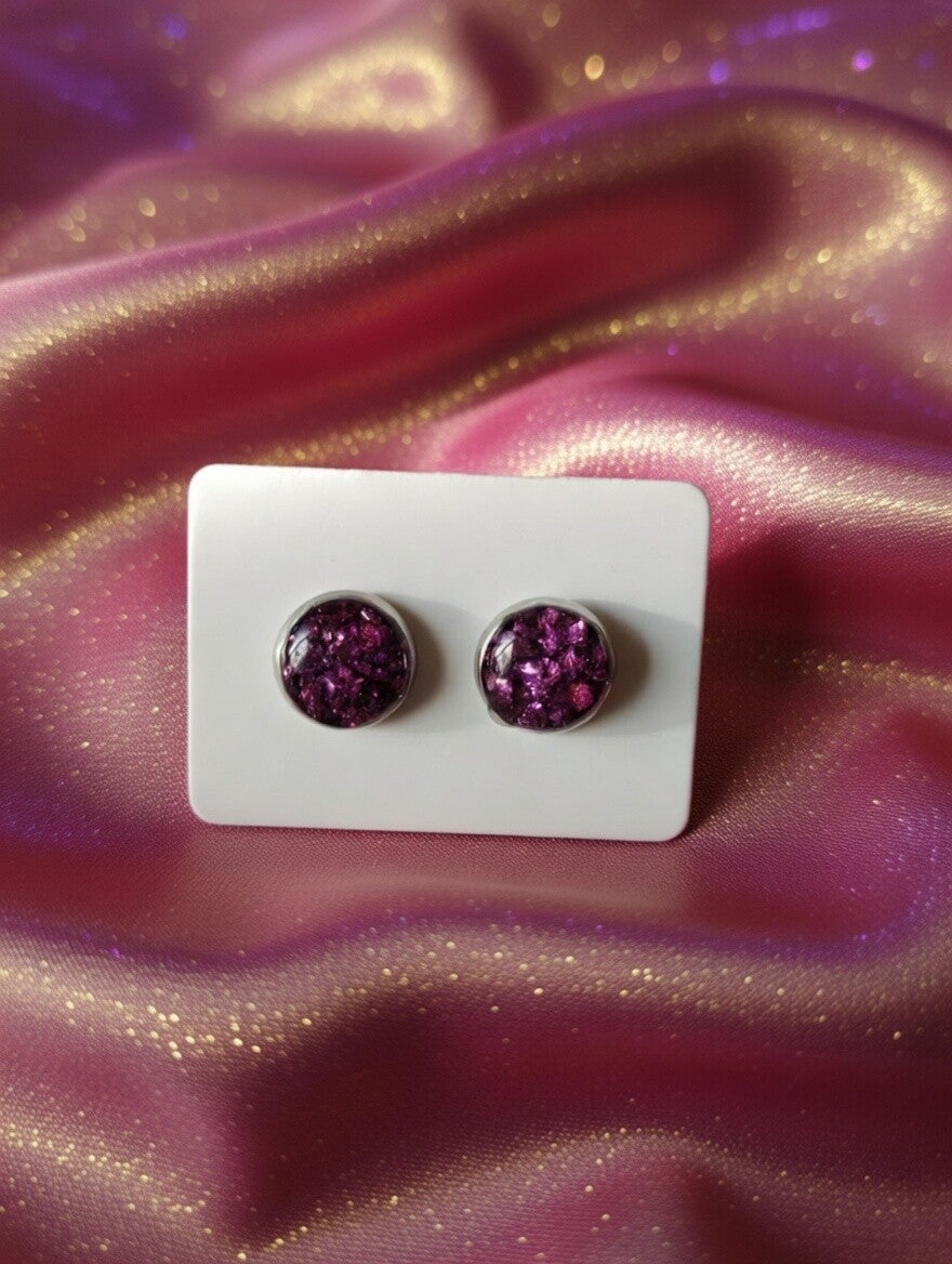 Sternenstaub in Violett – Funkelnde Kinder-Ohrstecker aus Edelstahl (8mm)