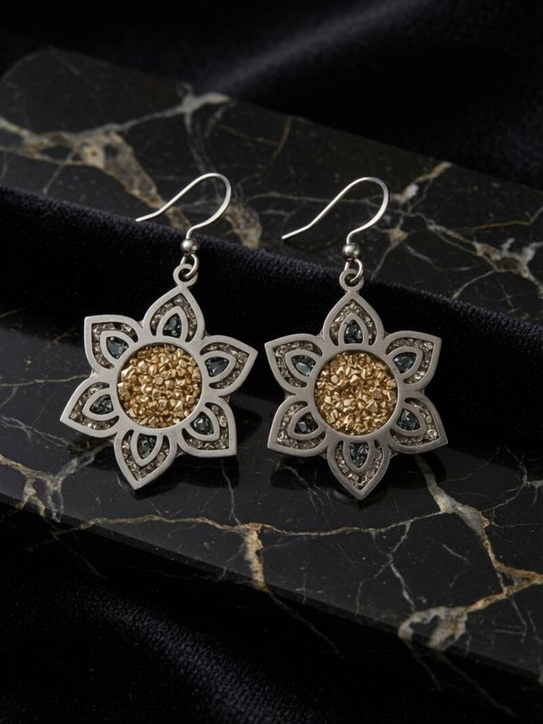 Edelstahl-Ohrringe „Golden Blossom“ mit funkelndem Harz & Steinen