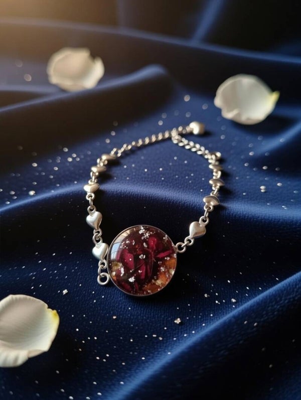 Ewige Romantik – Armband mit echten Rosenblättern & Silberflocken
