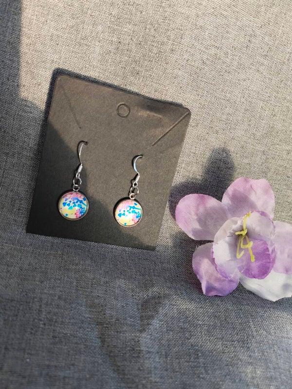 Ohrringe mit Herzblumen bunt