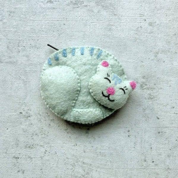 Fairtrade Beursje Kat van Lichtblauw Vilt – Handgemaakt BeYoona