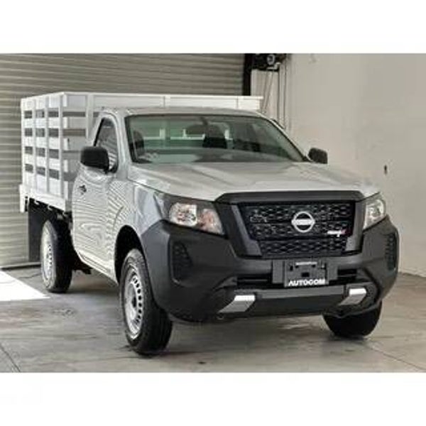 NISSAN NP 300 2025 RADILAS