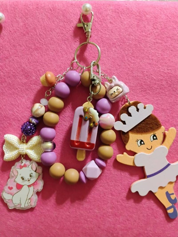 Twinkle Toes junk chain
