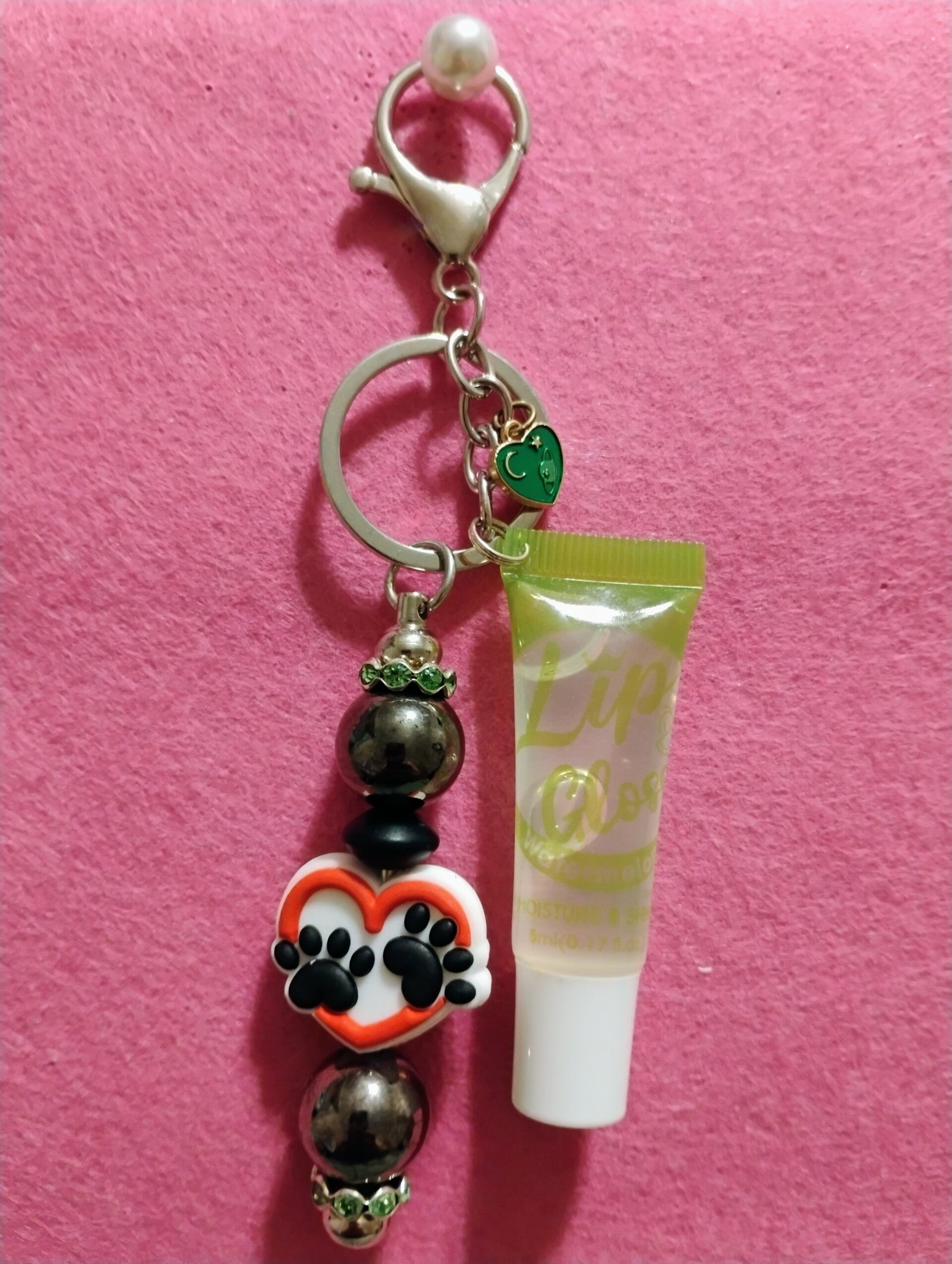 Dog Paws QT chain