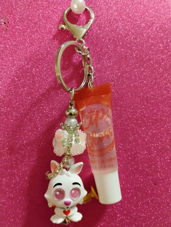 White rabbit QT Chain