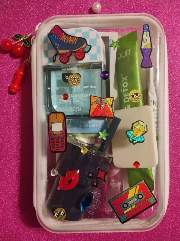 QT GLOW PACK (LE)